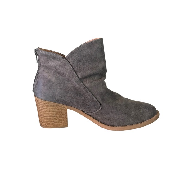 Qupid Women’s Suede Ankle Boots Gray Block Heel Casual Shoes Size 10 - Picture 4 of 10